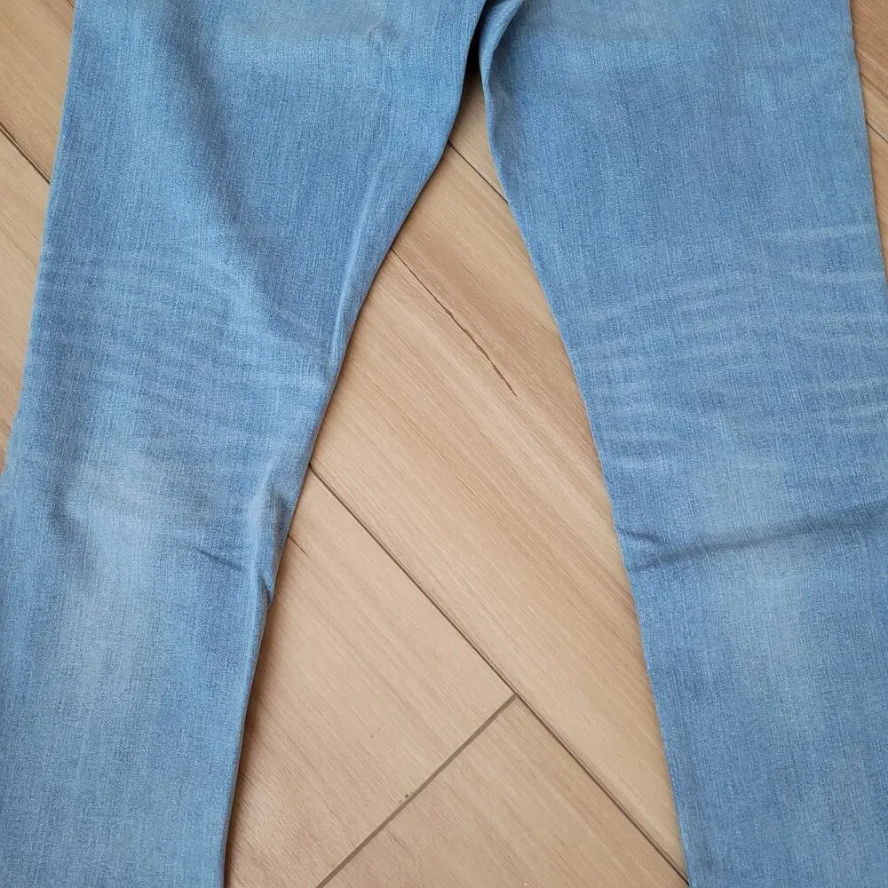 J. Crew Men’s Straight Leg Jeans Light Wash Denim Business Casual 36x30 Classic